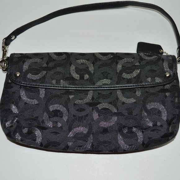 SOLD🚫Coach Kristin Op Art Signature Flap Wristlet - Picture 4 of 6